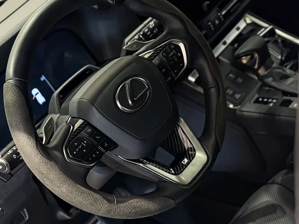 Lexus GX 2024 — фото 18
