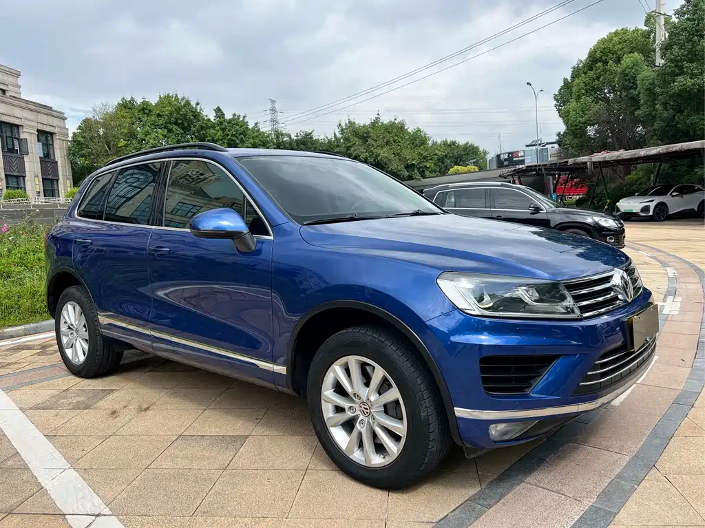 Volkswagen Touareg 2017 — фото 3