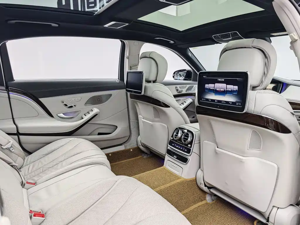 Mercedes-Benz Maybach S-Class 2015 — фото 19