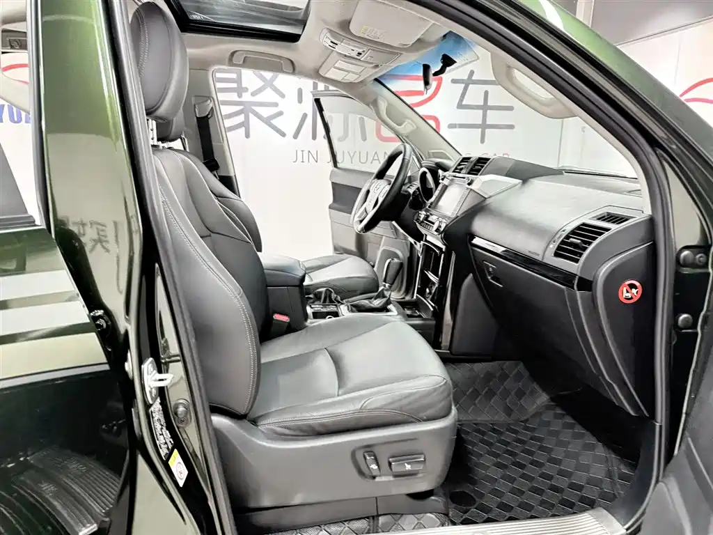 Toyota Prado 2015 — фото 16