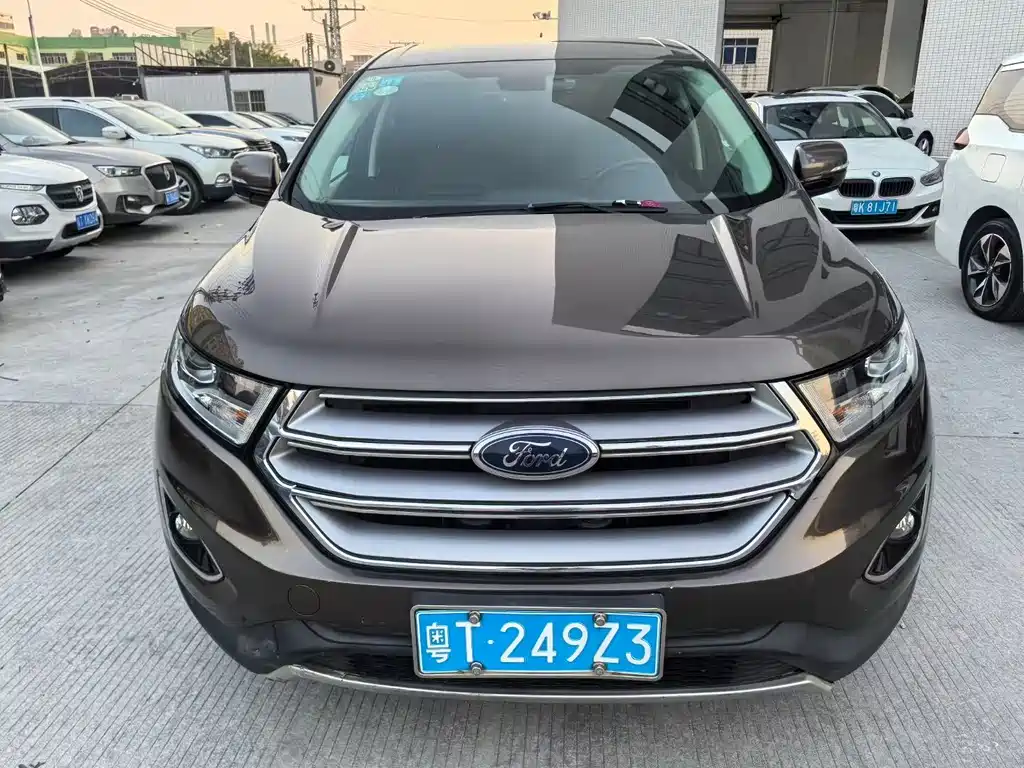 Ford Edge 2016 — фото 6