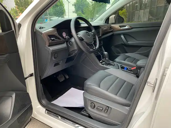 Volkswagen Tharu 2023