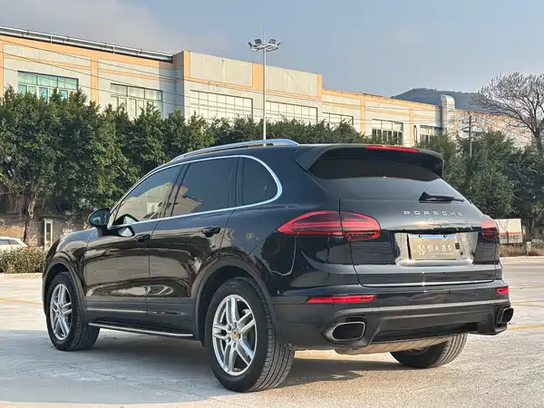 Porsche Cayenne 2015