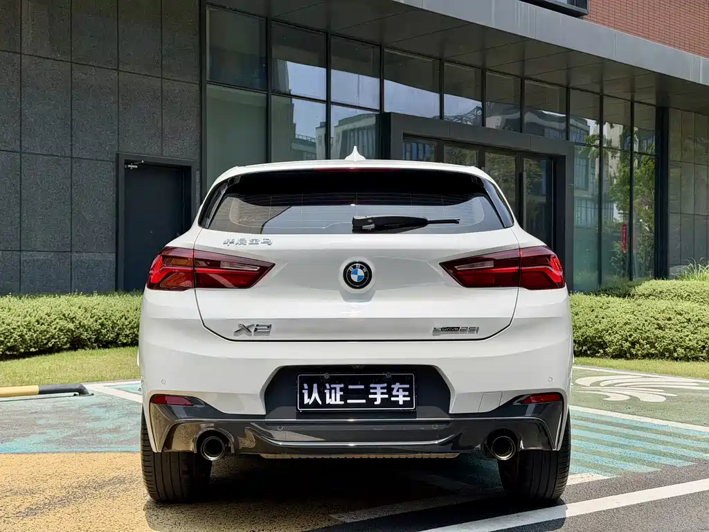 BMW X2 2023 — фото 9