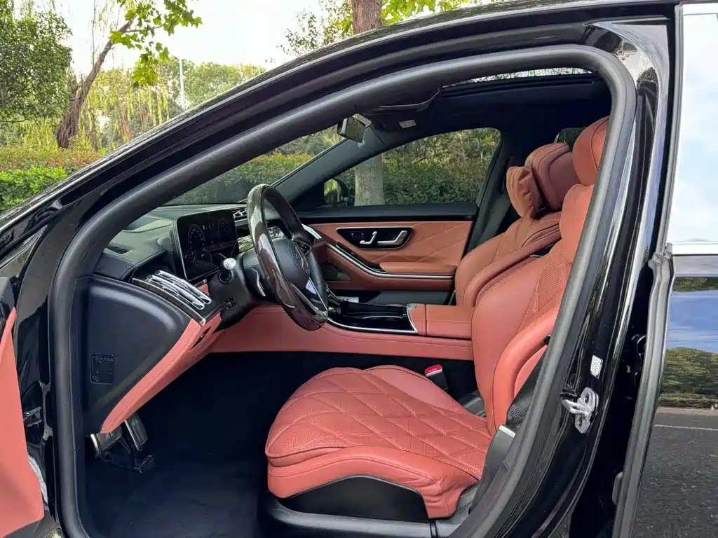 Mercedes-Benz Maybach S-Class 2023 — фото 9