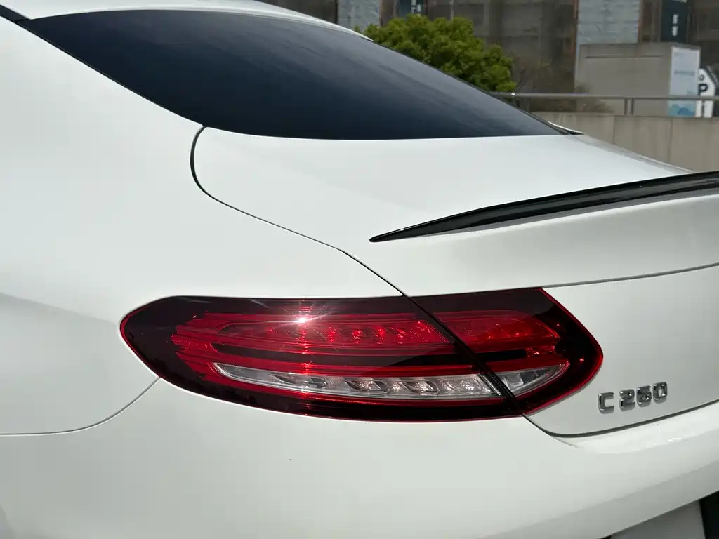 Mercedes-Benz C-Class 2023 — фото 9