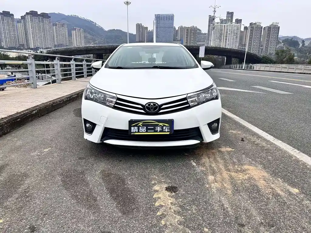 Toyota Corolla 2015