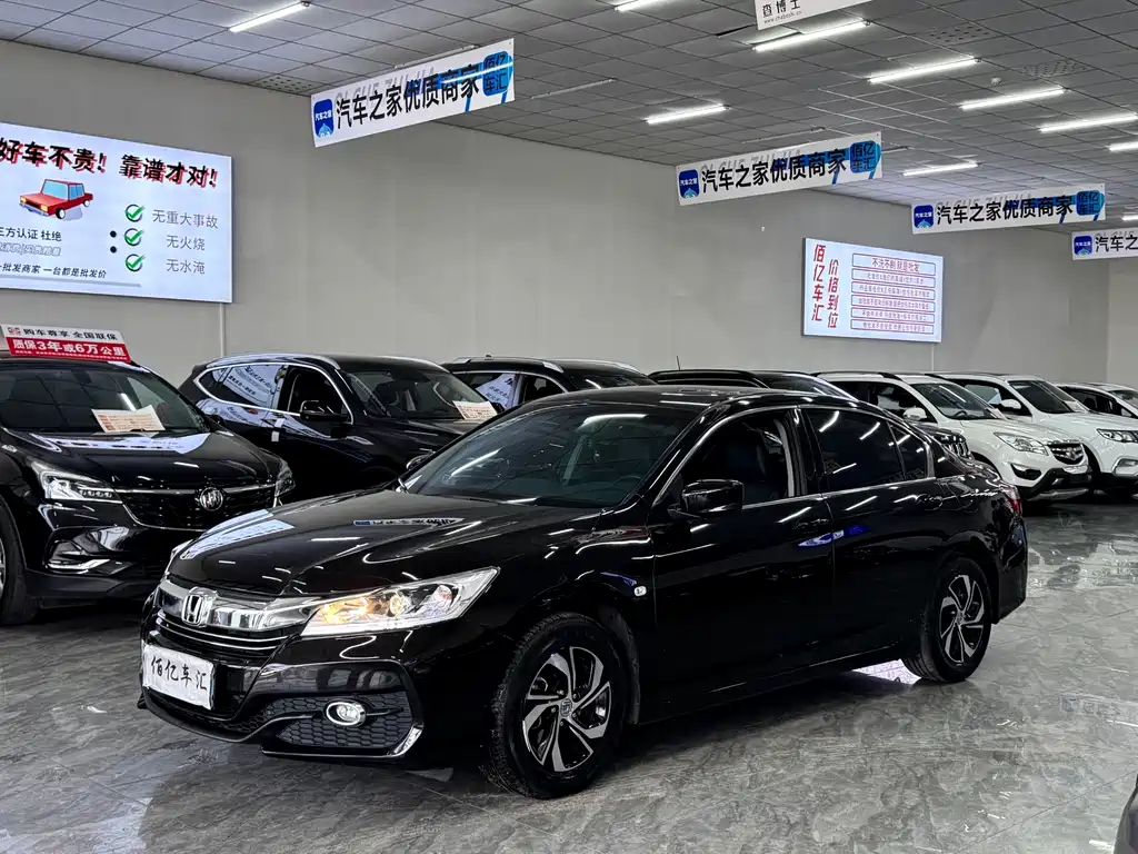 Honda Accord 2018 — фото 8