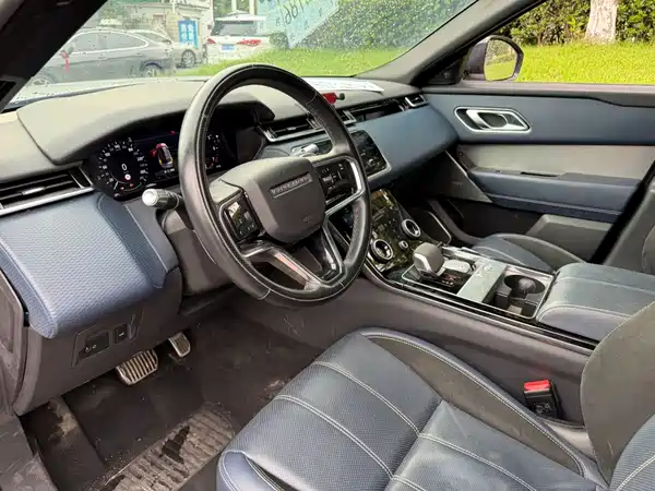 Land Rover Range Rover Velar 2021