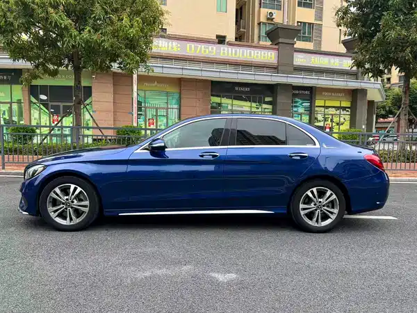 Mercedes-Benz C-Class 2018