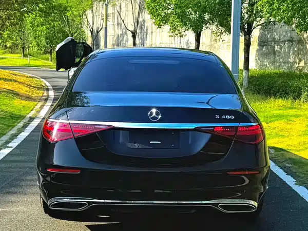 Mercedes-Benz S-Class 2021