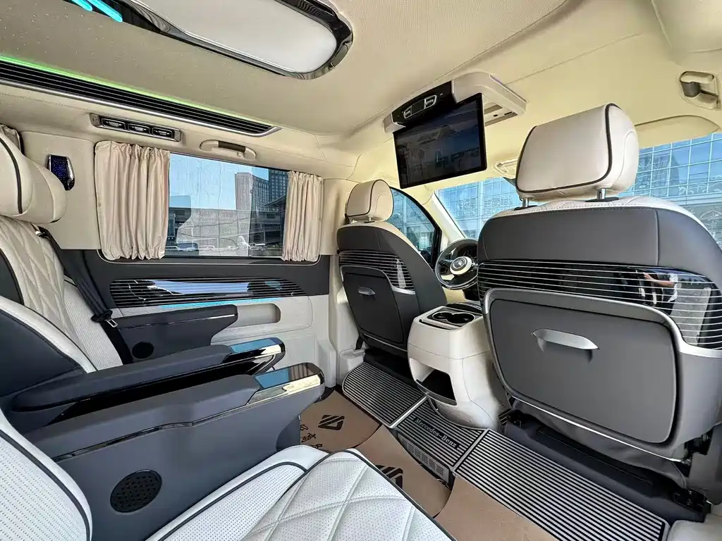 Mercedes-Benz Vito 2025 — фото 12