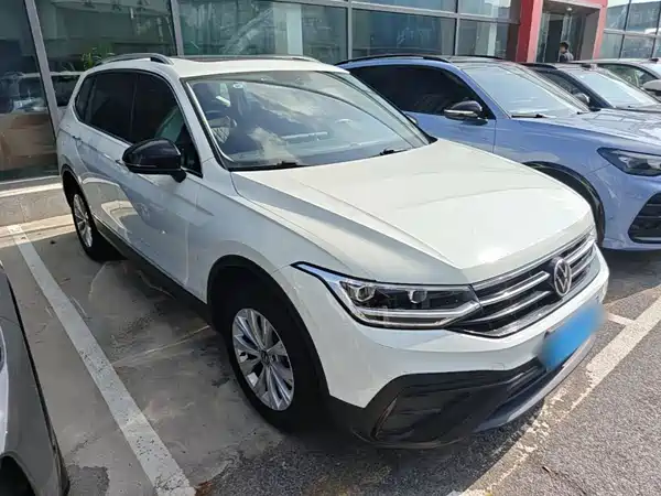 Volkswagen Tiguan L 2024