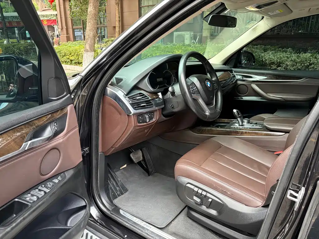 BMW X5 2018 — фото 16