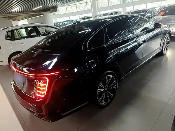 Hongqi H9 2025