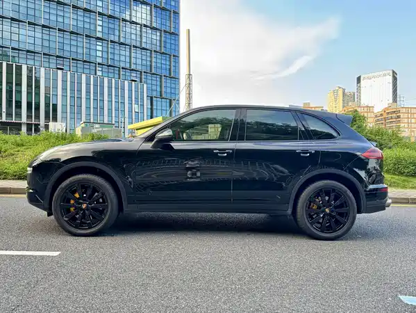 Porsche Cayenne 2015