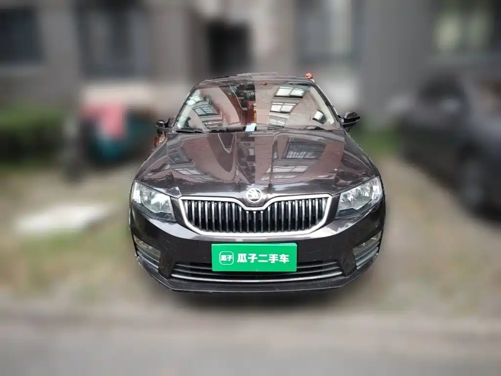 Skoda Octavia 2017 — фото 24