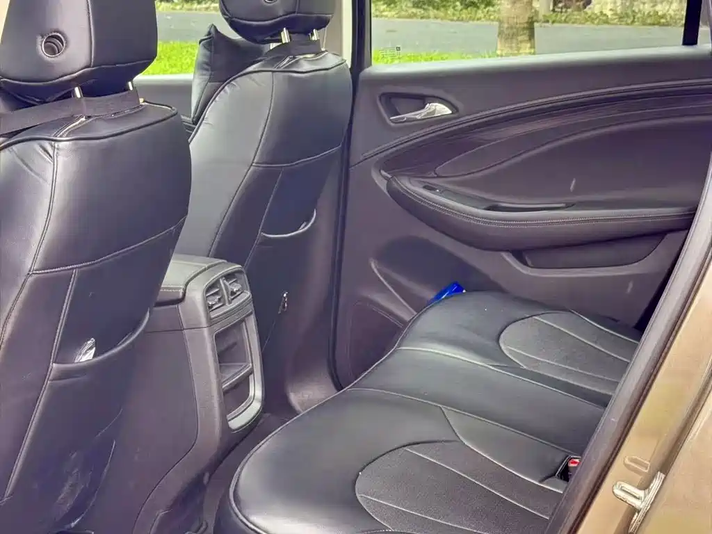 Buick Envision Plus 2019 — фото 13