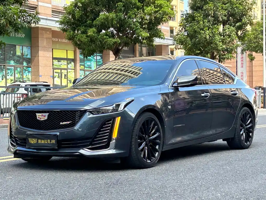 Cadillac CT5 2021 — фото 1