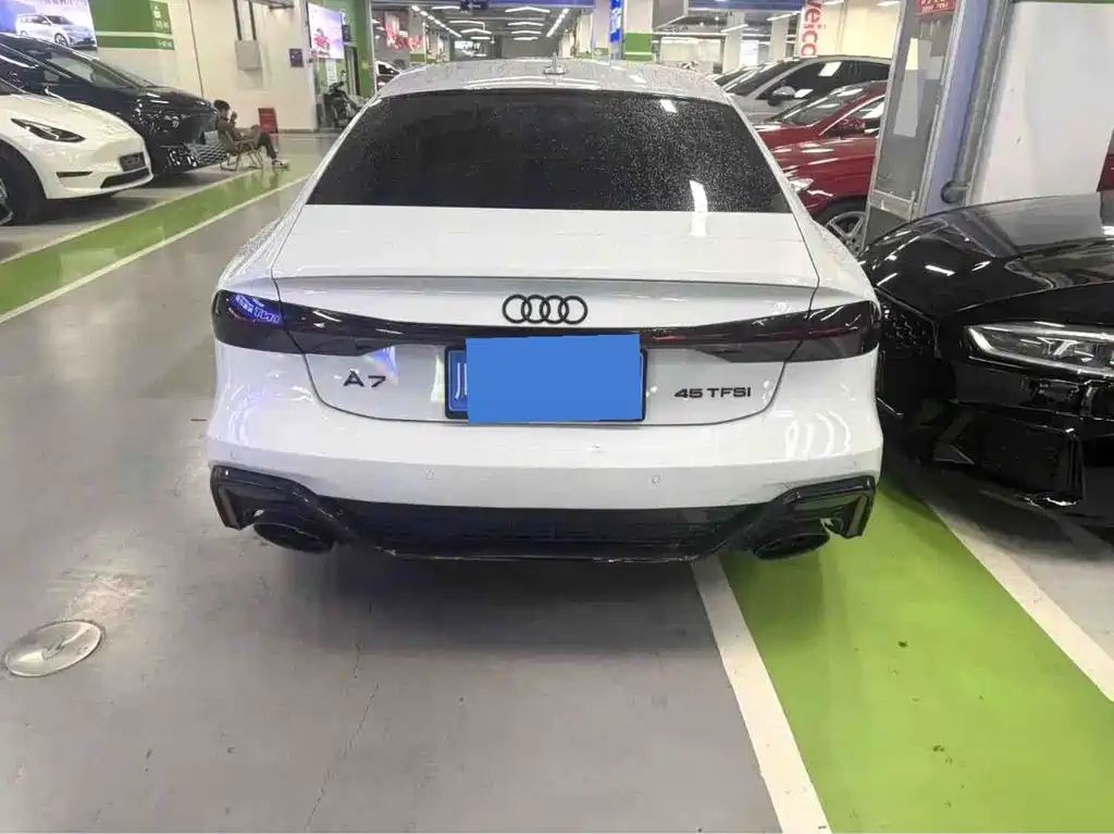 Audi A7 2023 — фото 3