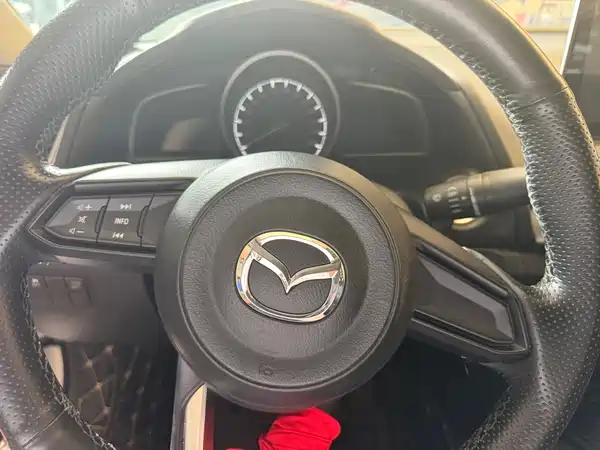 Mazda 3 Axela 2018