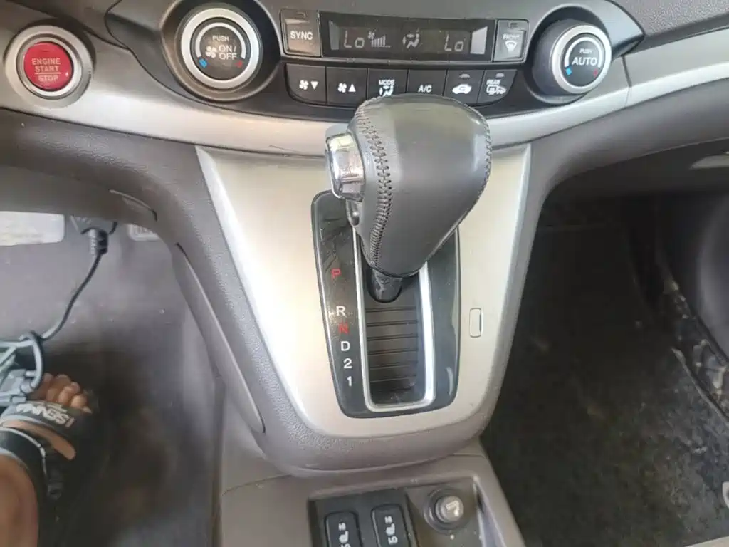 Honda CR-V 2015 — фото 14
