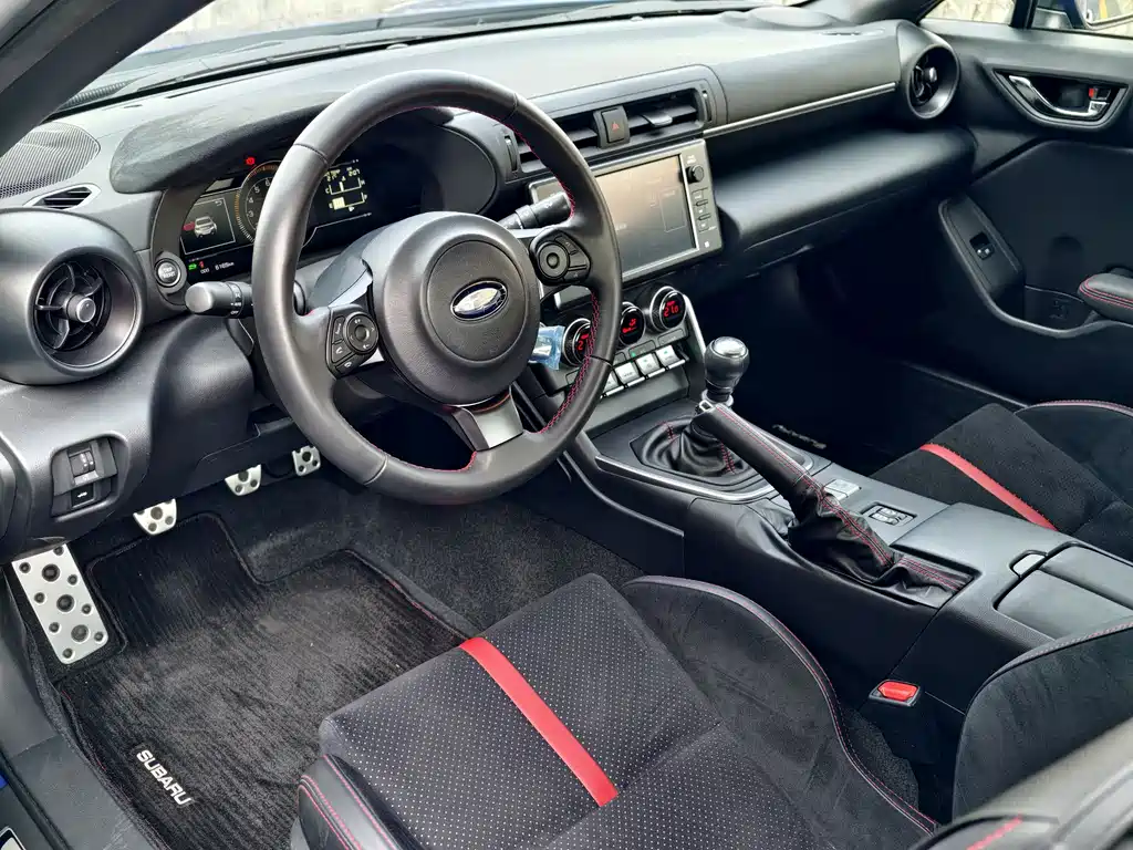 Subaru BRZ 2022 — фото 11