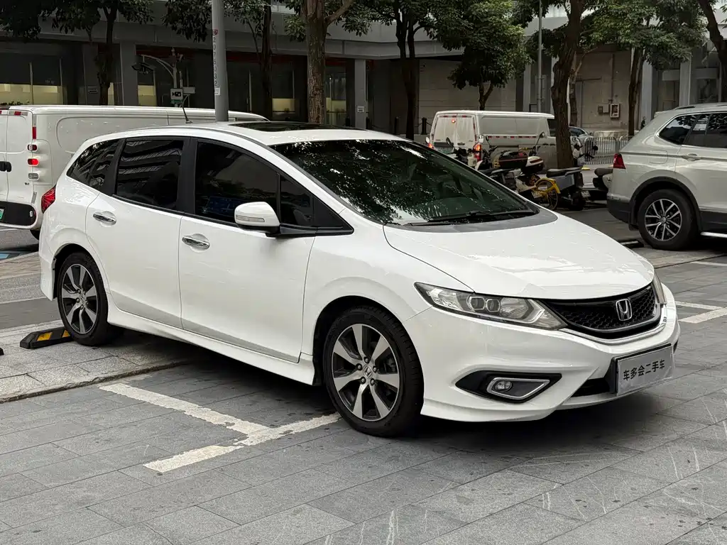 Honda Jade 2014 — фото 3