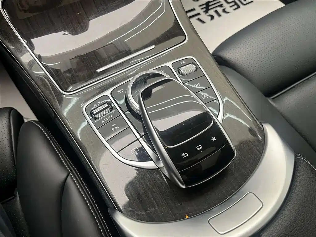 Mercedes-Benz C-Class 2016 — фото 16