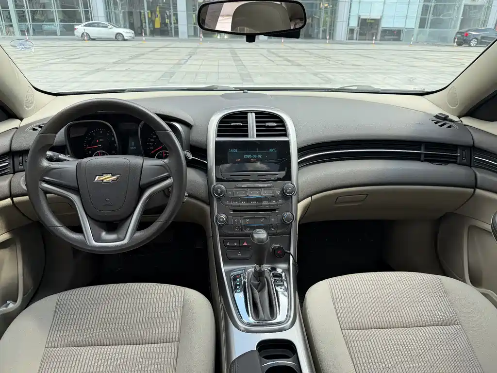 Chevrolet Malibu 2014 — фото 12