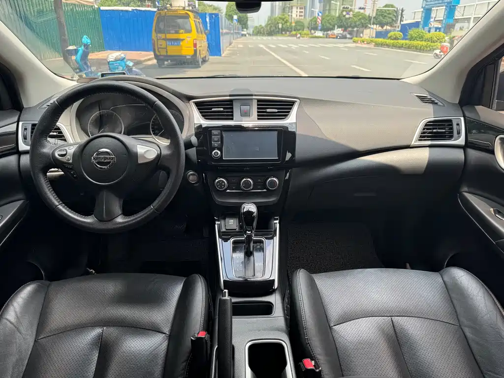 Nissan Sylphy 2018 — фото 11