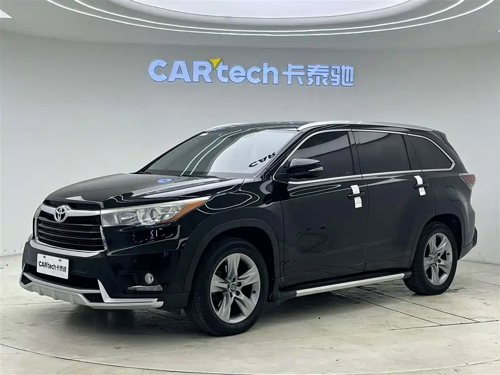 Toyota Highlander 2018 — фото 1