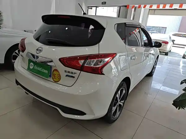 Nissan Tiida 2017