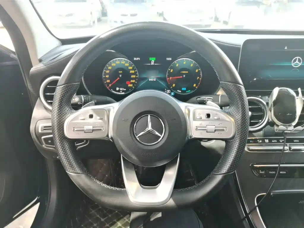 Mercedes-Benz C-Class 2021 — фото 11