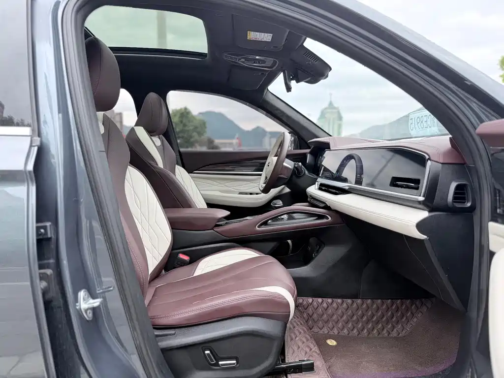 Geely Xingyue L 2023 — фото 10