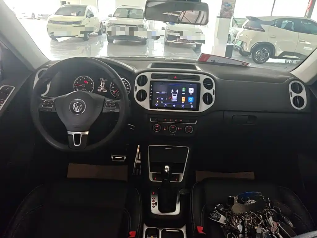 Volkswagen Tiguan 2019 — фото 10