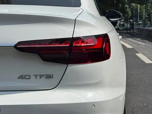 Audi A4L 2020