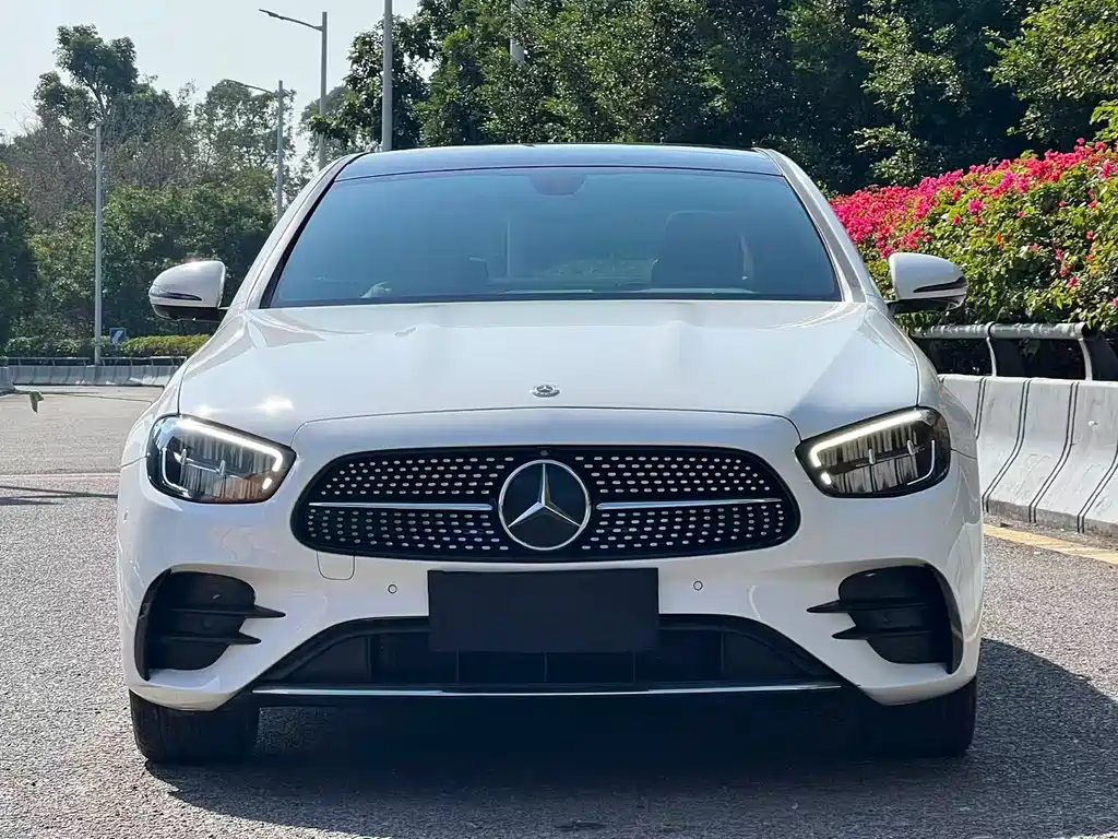 Mercedes-Benz E-Class 2021