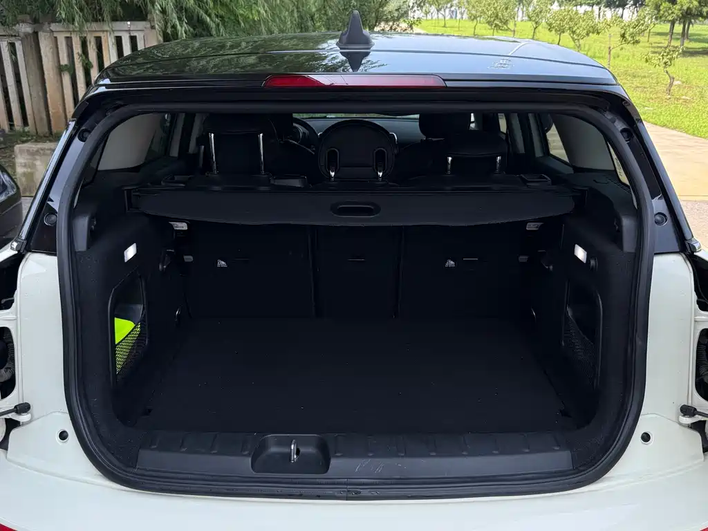 MINI Clubman 2019 — фото 17