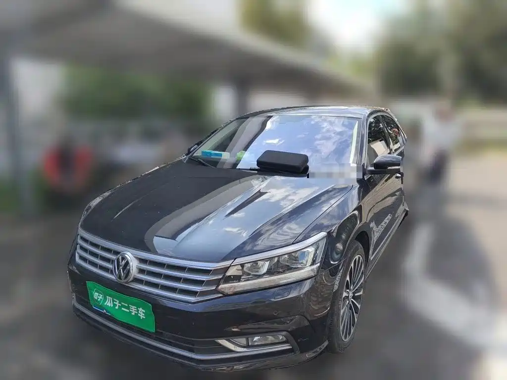 Volkswagen Passat 2017 — фото 1