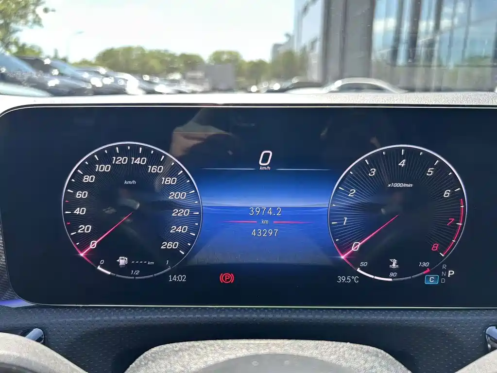 Mercedes-Benz A-Class 2023 — фото 17