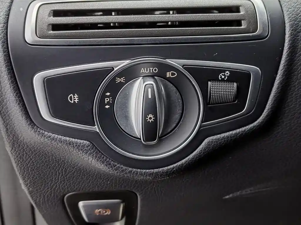 Mercedes-Benz GLC 2020 — фото 21