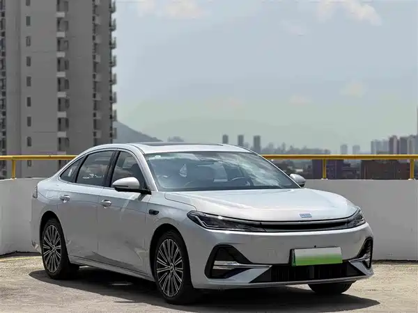 Geely Galaxy A7 EM 2025