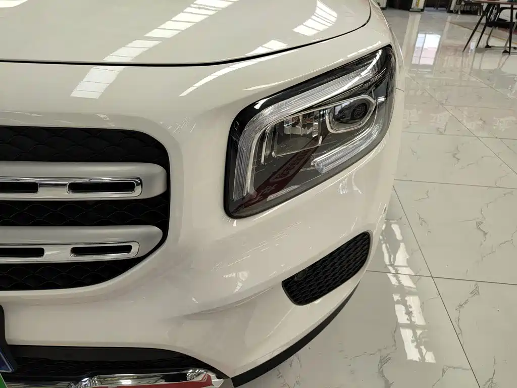 Mercedes-Benz GLB 2020 — фото 18