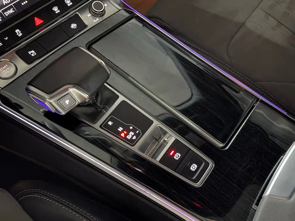 Audi A6L 2021 — фото 10