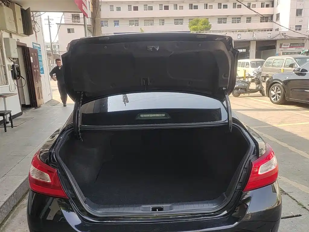 Nissan Teana 2018 — фото 18