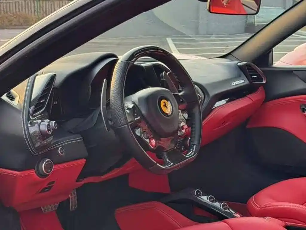 Ferrari 488 2016 — фото 7