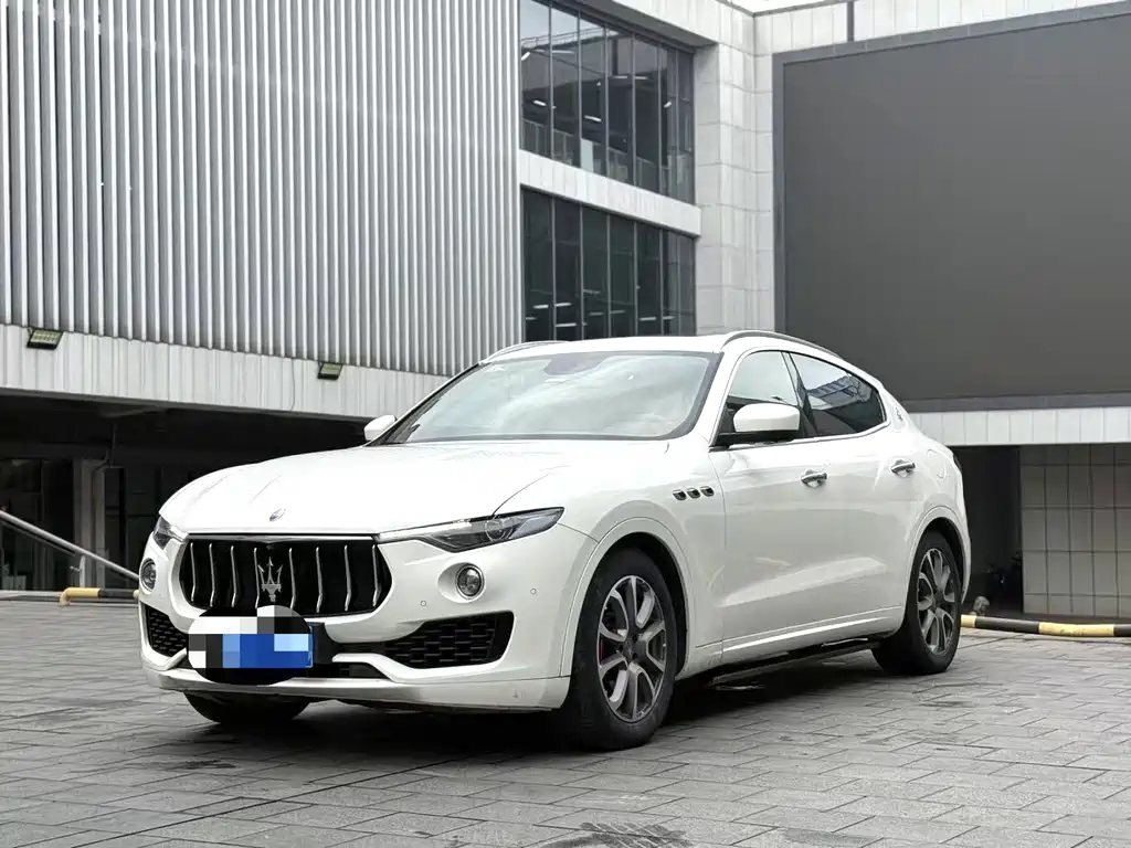 Maserati Levante 2018 — фото 1