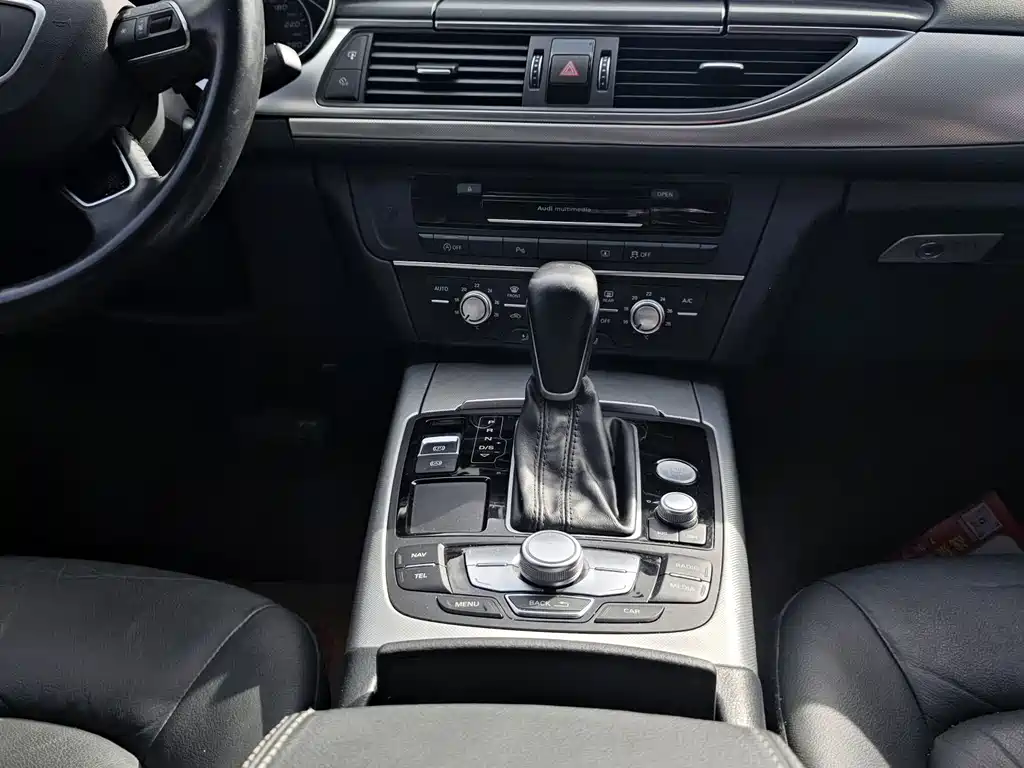 Audi A6L 2018 — фото 13