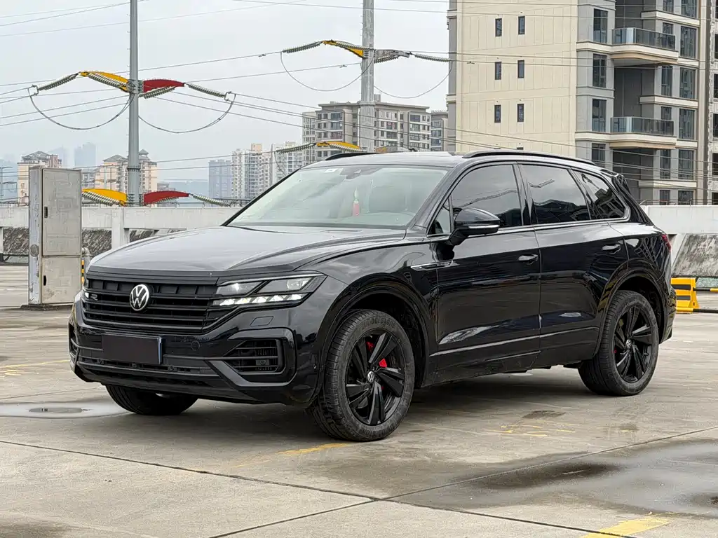 Volkswagen Touareg 2022 — фото 15